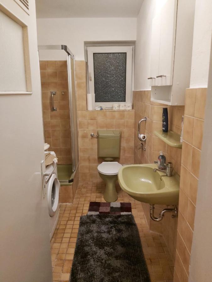 1 Zimmerwohnung Mit Kueche, Balkon Und Badezimmer In Duesseldorf Apartmen Esterno foto